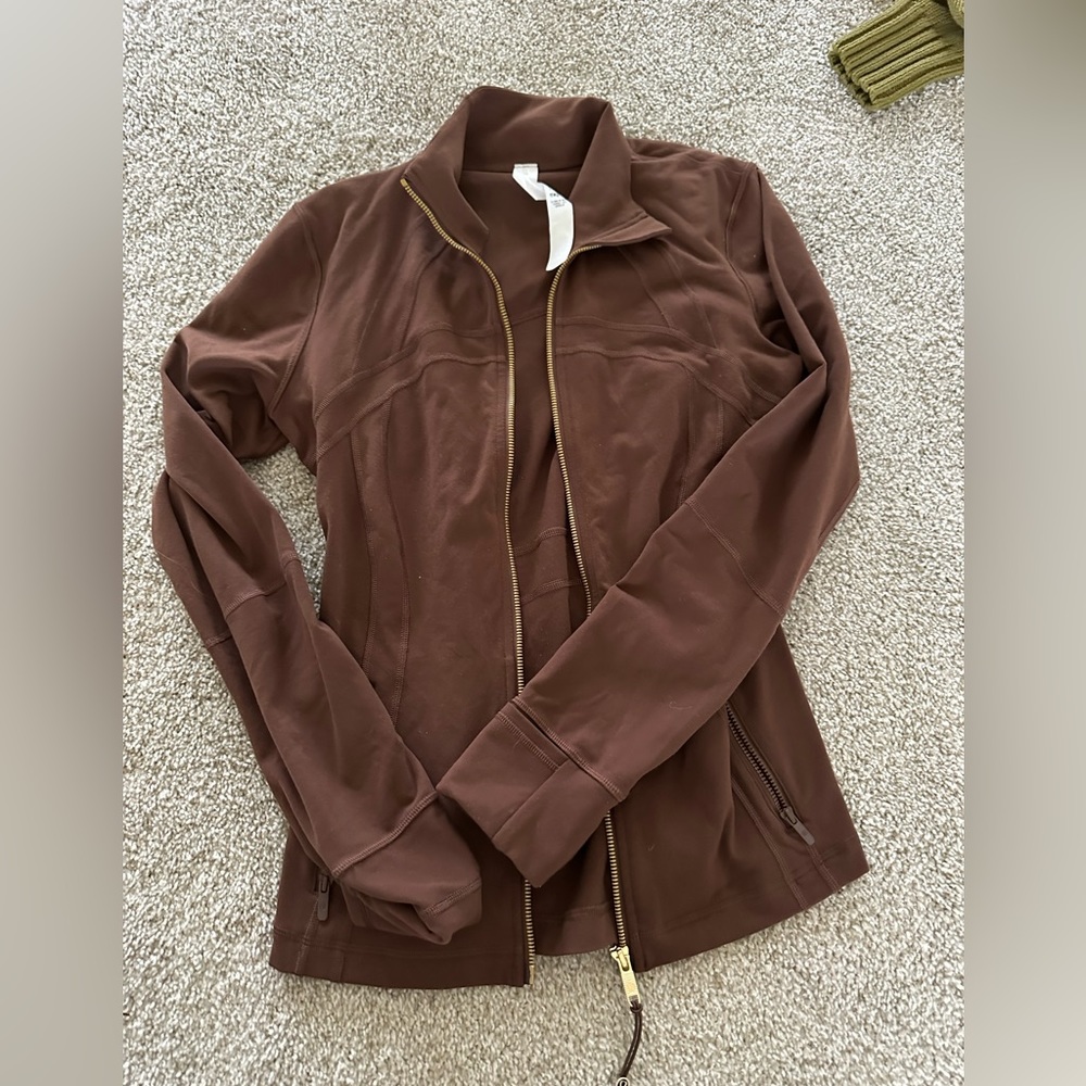 Lululemon define jacket Java/Gold size 10